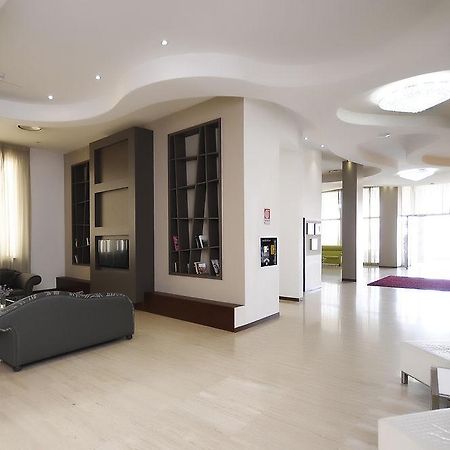 Rolling Hotel Casoria Kültér fotó
