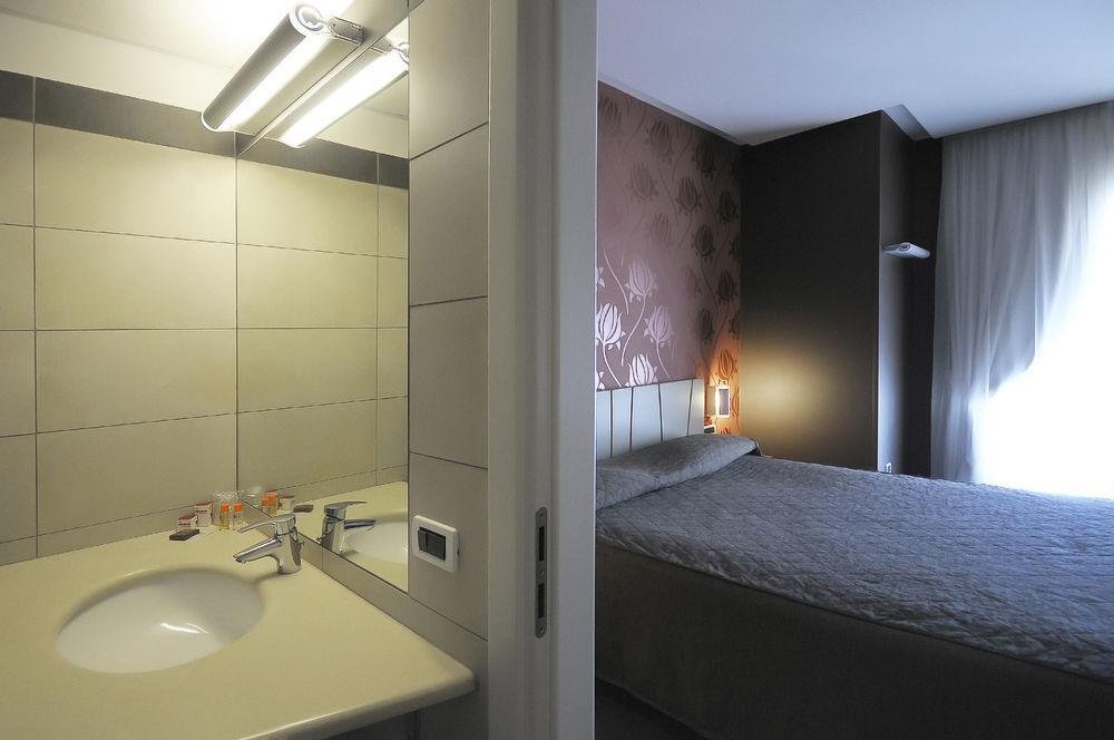 Rolling Hotel Casoria Kültér fotó
