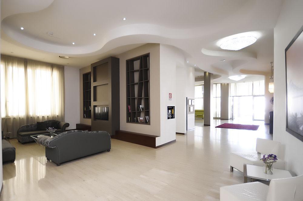 Rolling Hotel Casoria Kültér fotó